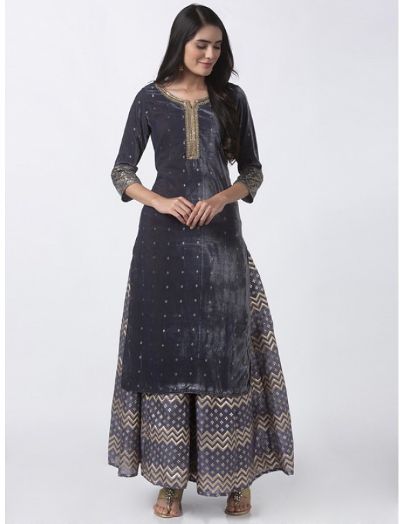 Grey Kurta With Embroidery