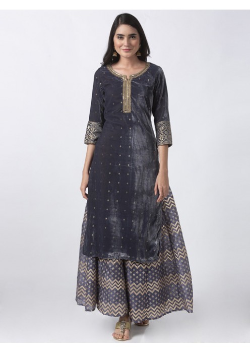 Grey Kurta With Embroidery