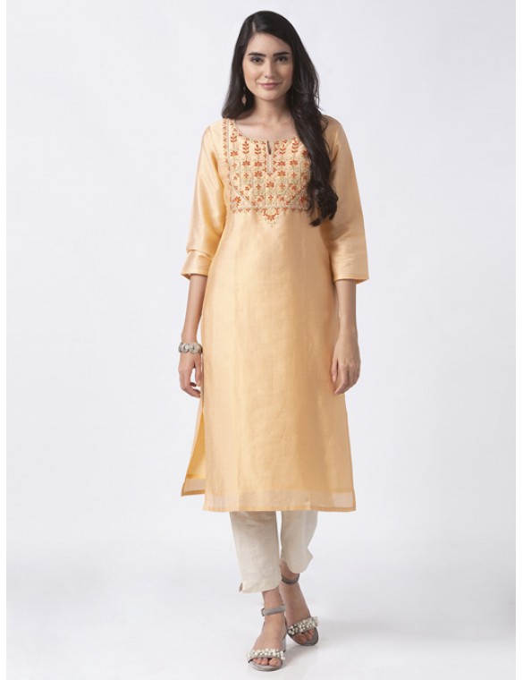 Peach Kurta With Embroidery